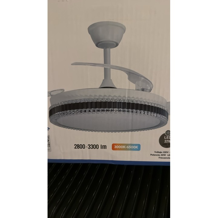 VENTILATORE DA SOFFITTO CON LUCE